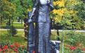 Памятник солдатской матери А.А. Ларионовой